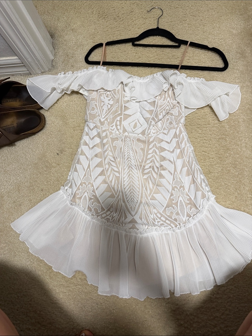 Off-Shoulder White Lace Mini Dress